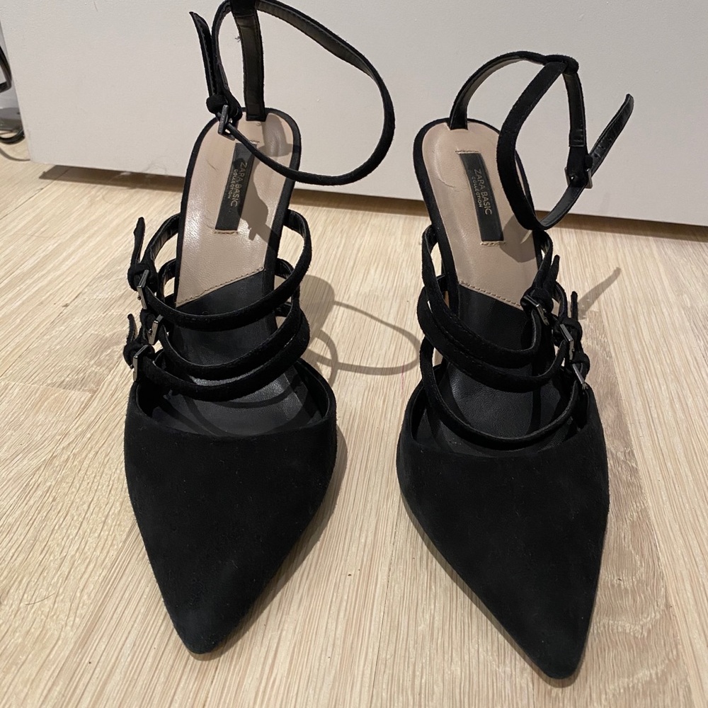 Blackout Suede Pointy Heeled Sandles